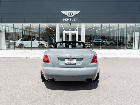 Used 2020 Rolls-Royce Dawn RWD image 11