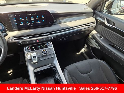 Used 2025 Hyundai Palisade Calligraphy AWD/4WD image 17