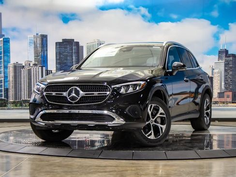 Certified 2025 Mercedes-Benz GLC 350e GLC 350e image 2
