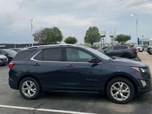 Used 2018 Chevrolet Equinox LT image 6