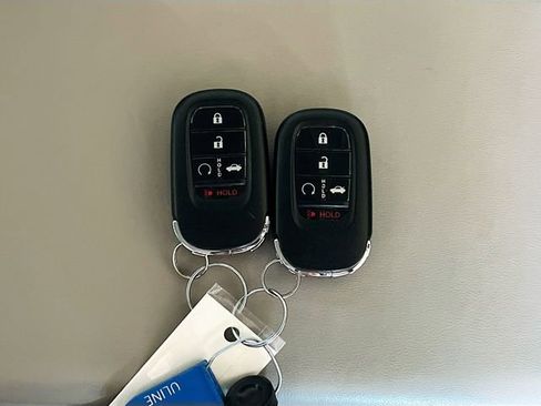 Used 2023 Honda Accord EX-L image 32