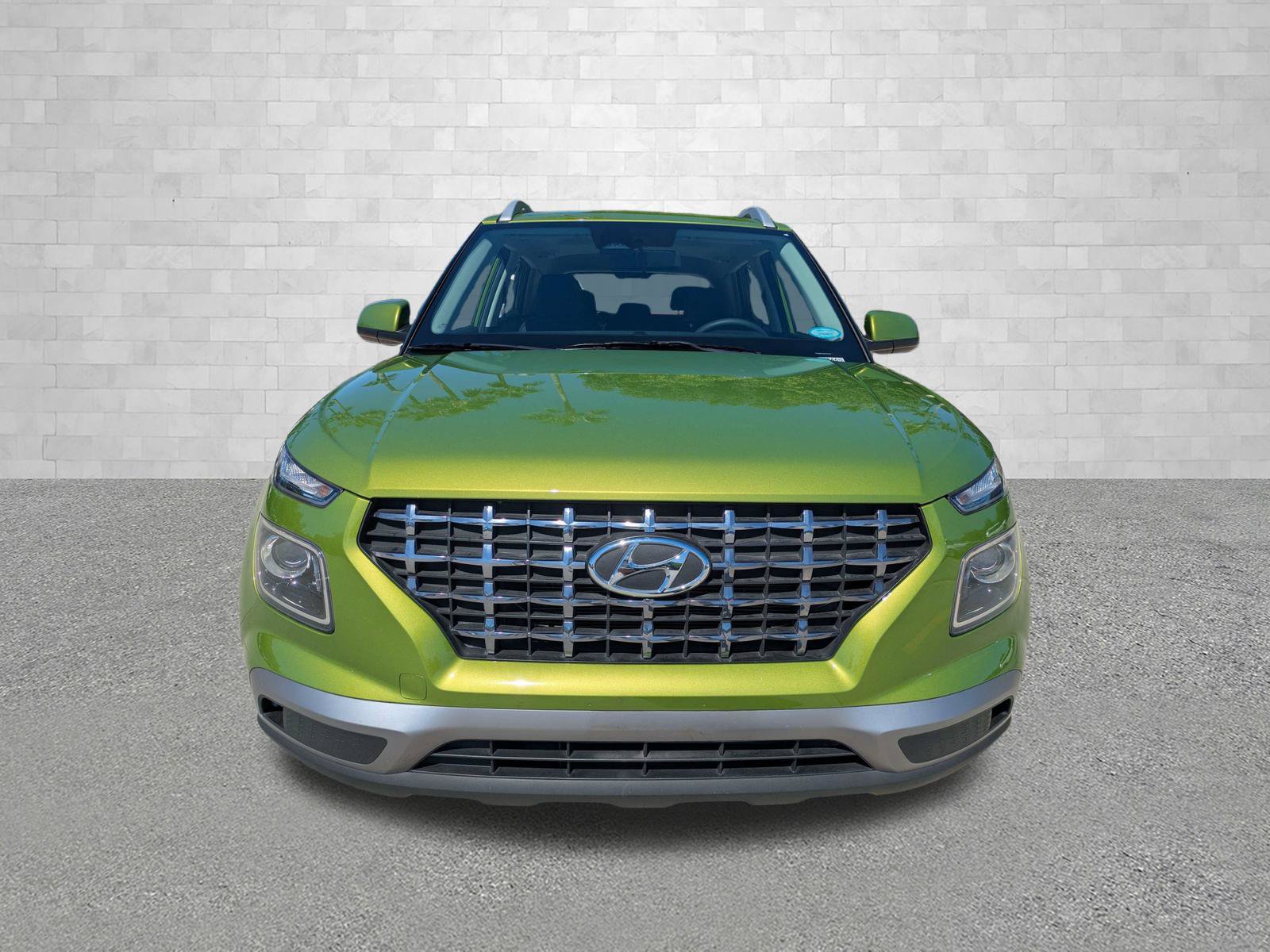 Certified 2024 Hyundai Venue SEL FWD image 6
