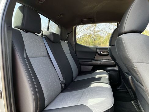 Used 2023 Toyota Tacoma TRD Sport image 26