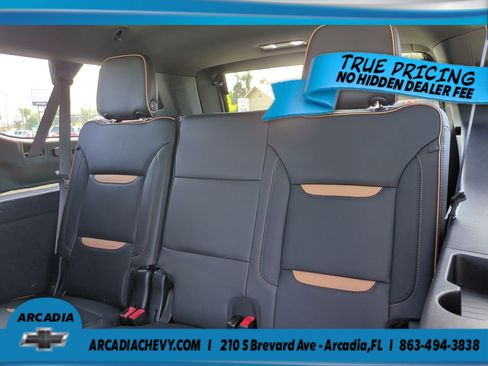 Used 2024 GMC Yukon XL AT4 w/ Max Trailering Package AWD/4WD image 13