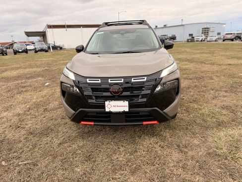 New 2026 Nissan Rogue SV w/ Rock Creek Premium Package image 2