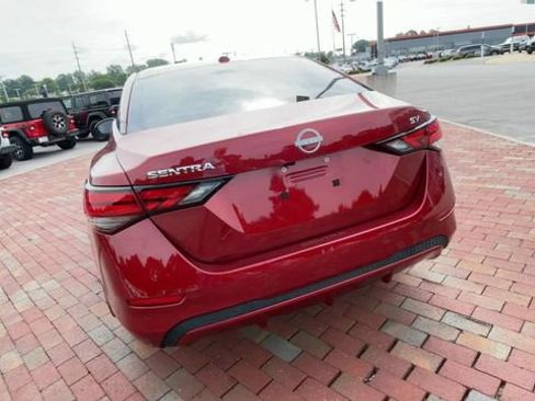 Used 2024 Nissan Sentra SV FWD image 8