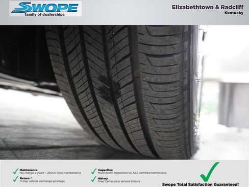 New 2025 Nissan Sentra SR w/ Midnight Edition image 29