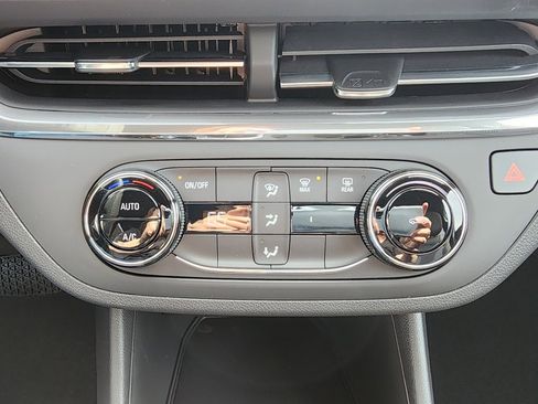 New 2026 Buick Envista Preferred image 26