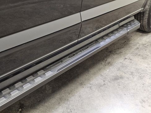 Used 2024 Ford F150 Lightning Flash image 14