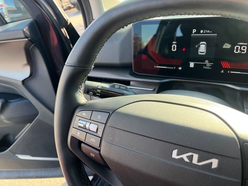 Used 2026 Kia Sportage EX image 19