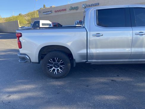 Used 2020 Chevrolet Silverado 1500 LTZ w/ LTZ Plus Package image 4