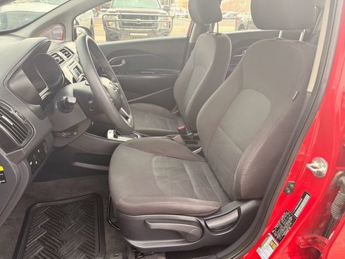 Used 2017 Kia Rio LX w/ Power Package image 10