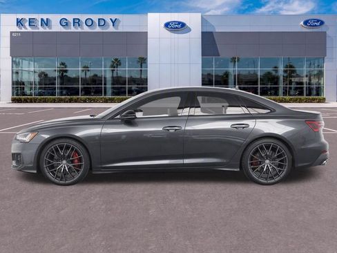 Used 2021 Audi S6 Prestige w/ Prestige Package AWD/4WD image 7