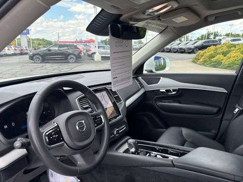 Certified 2023 Volvo XC90 B5 Core w/ Climate Package AWD/4WD image 17