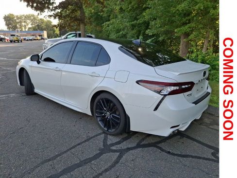Used 2022 Toyota Camry XSE AWD/4WD image 8