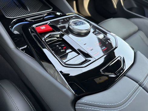 New 2027 BMW M5 w/ Carbon Package AWD/4WD image 19