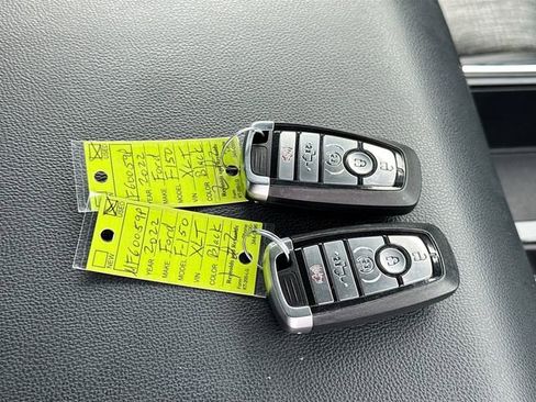 Certified 2022 Ford F150 XLT w/ Equipment Group 302A High image 34