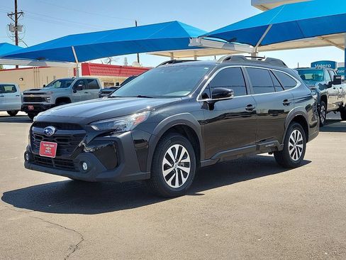 Used 2023 Subaru Outback Premium AWD/4WD image 1