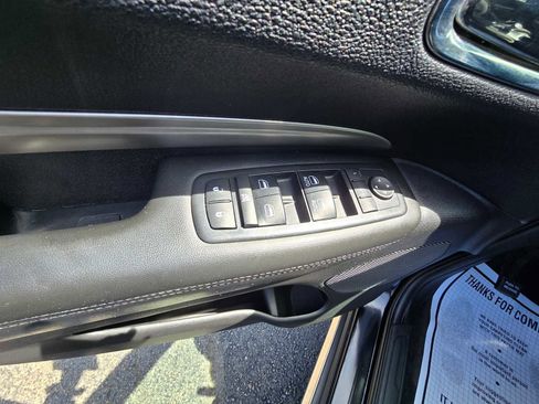 Used 2018 Dodge Durango SXT w/ Quick Order Package 2BB AWD/4WD image 19