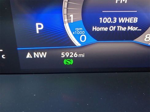 Certified 2025 Volkswagen Taos SE image 13