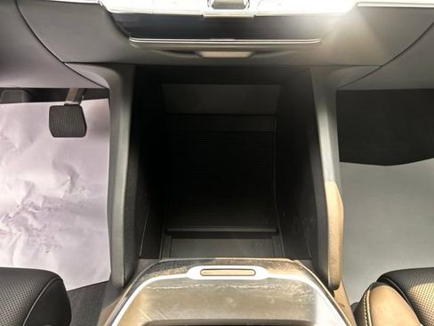 Used 2024 Lucid Air Touring AWD/4WD image 27