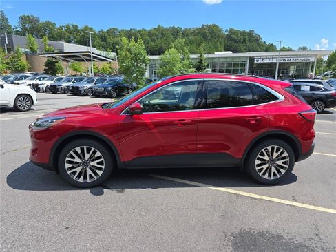 Used 2020 Ford Escape Titanium AWD/4WD image 6