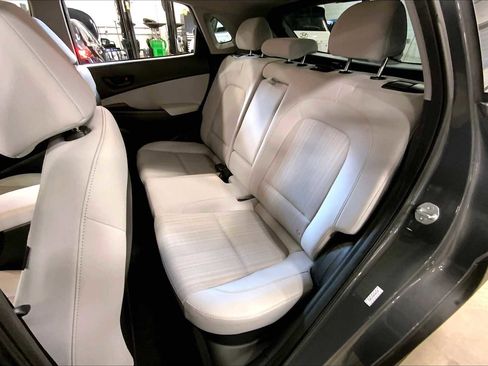 Used 2023 Hyundai Kona SEL image 21