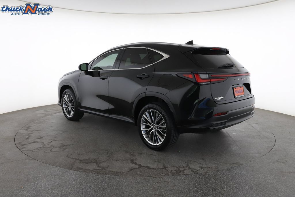 Used 2022 Lexus NX 350h AWD image 9