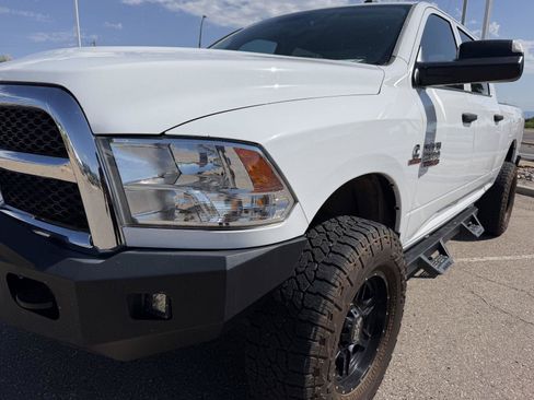 Used 2017 RAM 2500 Tradesman w/ Chrome Appearance Group AWD/4WD image 10
