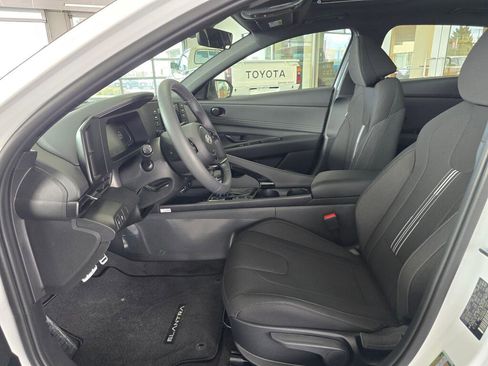New 2026 Hyundai Elantra SEL Sport Premium FWD image 17