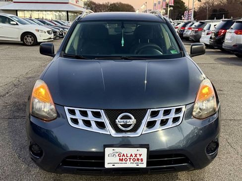 Used 2015 Nissan Rogue S w/ Convenience Package image 2