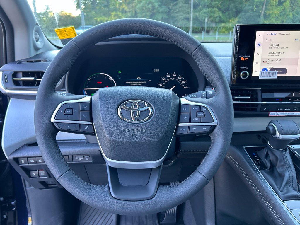 New 2026 Toyota Sienna XLE AWD/4WD image 14