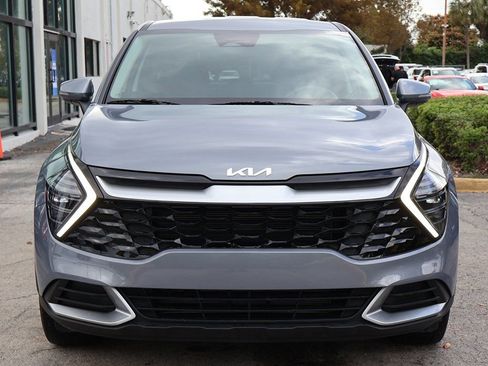 Used 2025 Kia Sportage EX image 10