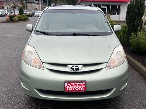 Used 2008 Toyota Sienna XLE image 5