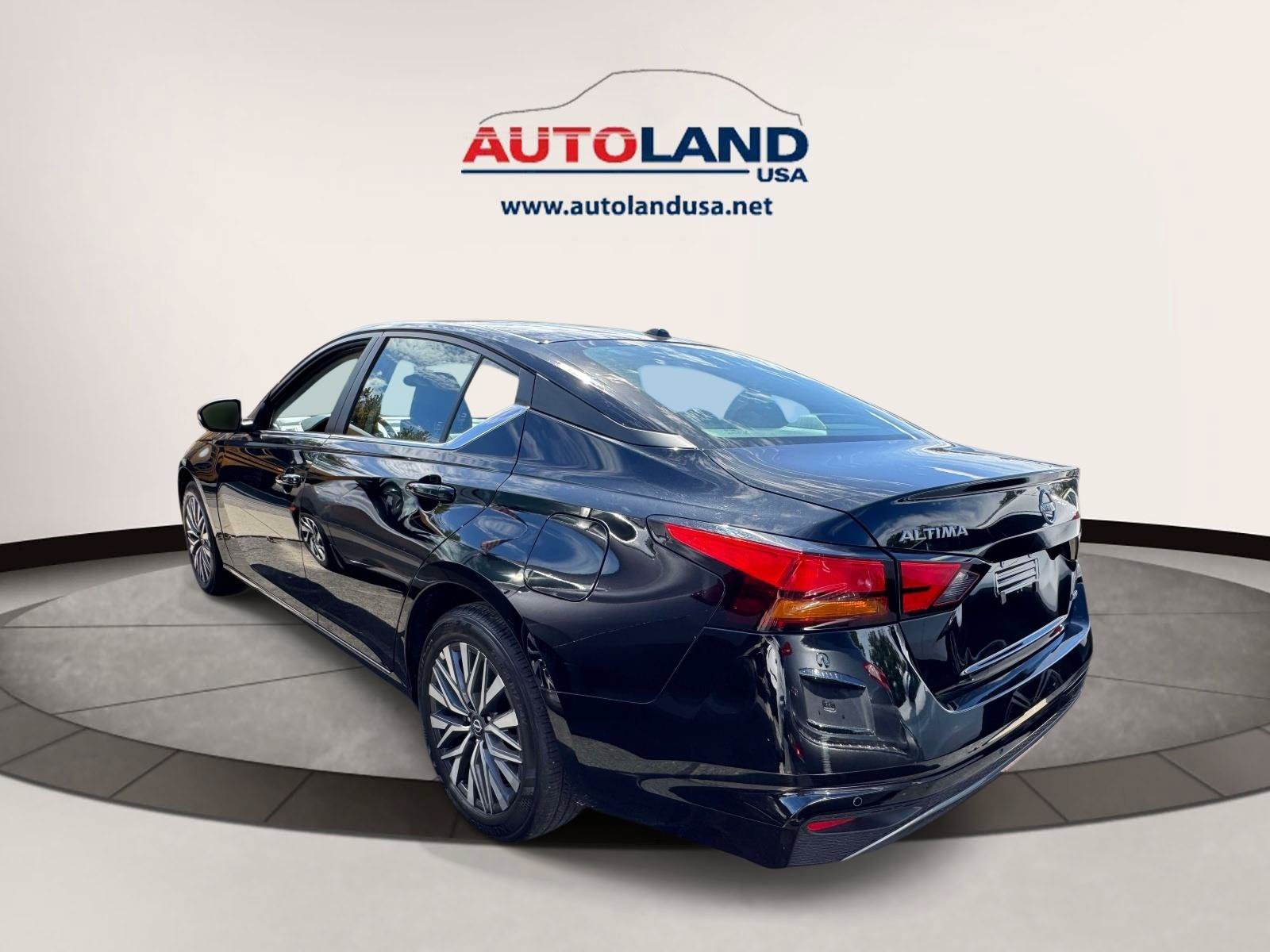 Used 2026 Nissan Altima 2.5 SV AWD/4WD image 4
