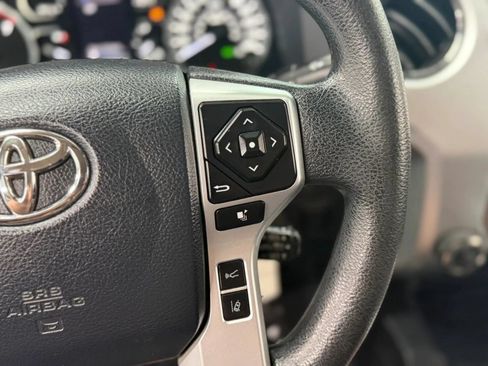Used 2018 Toyota Tundra SR5 w/ SR5 Upgrade Package AWD/4WD image 25
