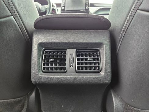 Used 2023 Toyota Camry XSE FWD image 17