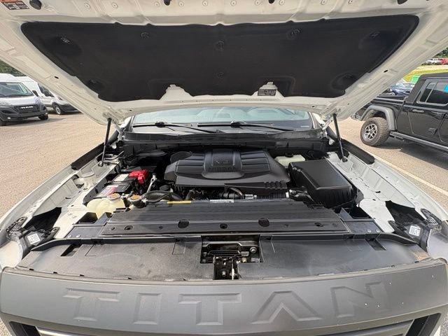 Used 2023 Nissan Titan PRO-4X w/ Pro-4x Convenience Package AWD/4WD image 39