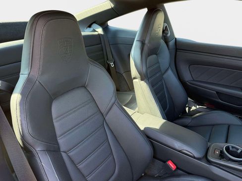 Used 2024 Porsche 911 Carrera 4 GTS w/ Premium Package image 29
