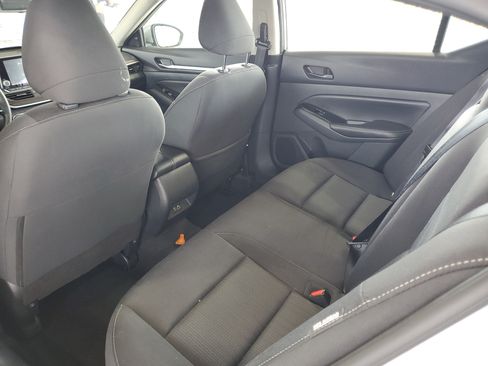 Used 2023 Nissan Altima 2.5 SV FWD image 10