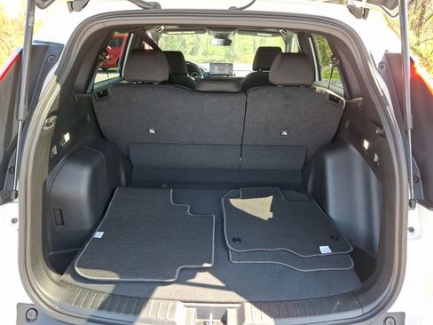 Used 2025 Honda CR-V Sport image 30