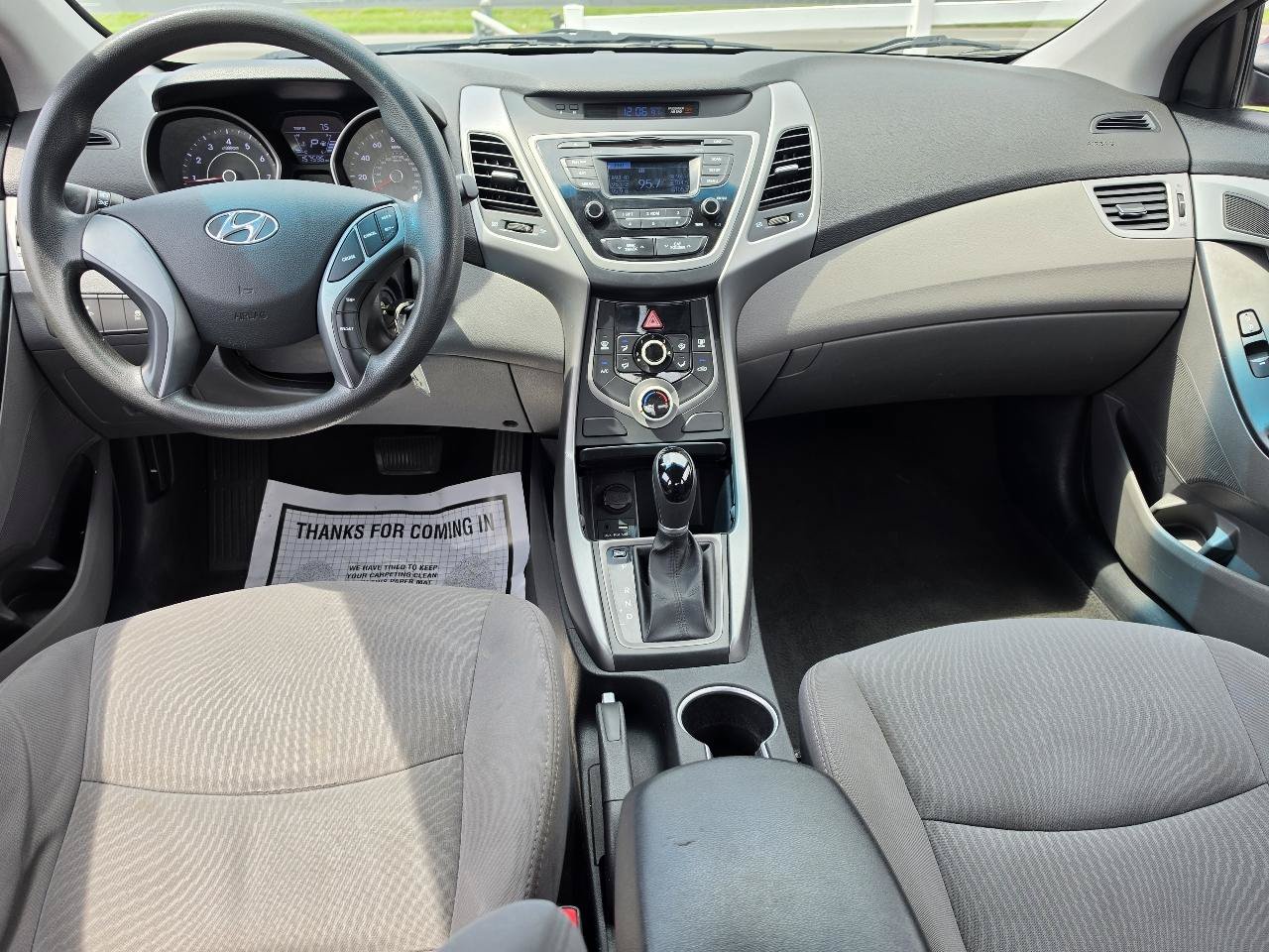 Used 2016 Hyundai Elantra SE FWD image 9