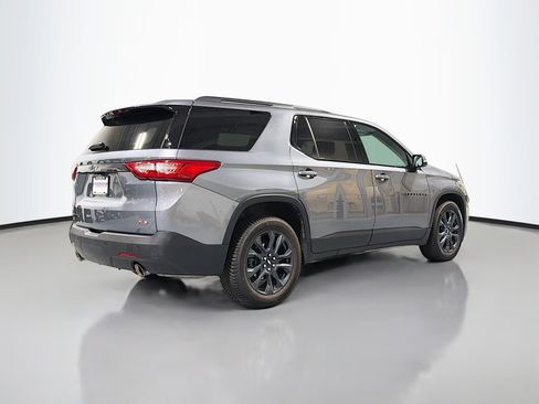 Used 2021 Chevrolet Traverse RS image 6