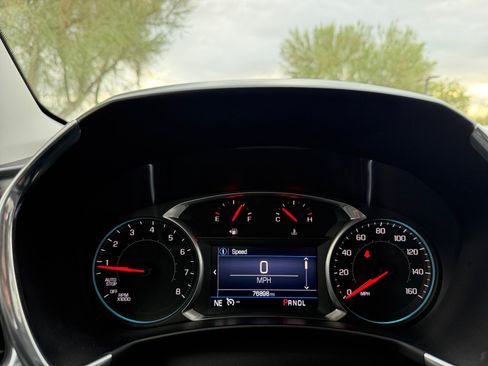 Used 2019 Chevrolet Equinox LT FWD image 10