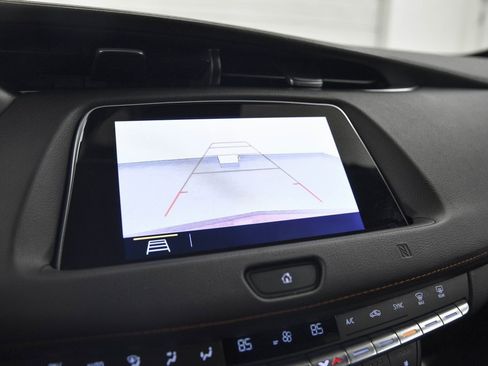 Used 2019 Cadillac XT4 Sport image 20