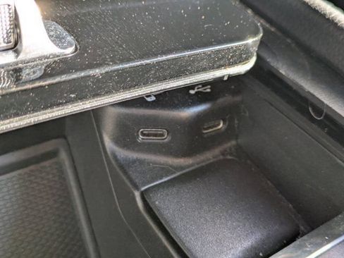 Used 2022 Mercedes-Benz GLE 450 4MATIC image 21