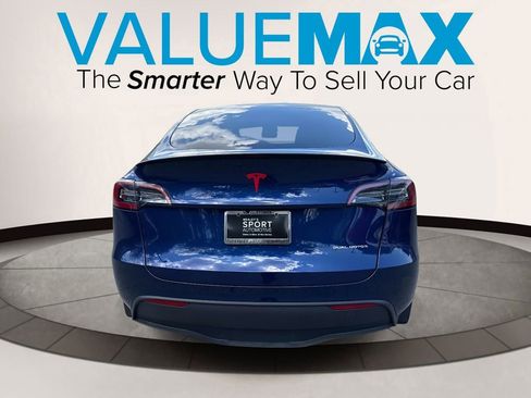 Used 2024 Tesla Model Y Long Range image 4