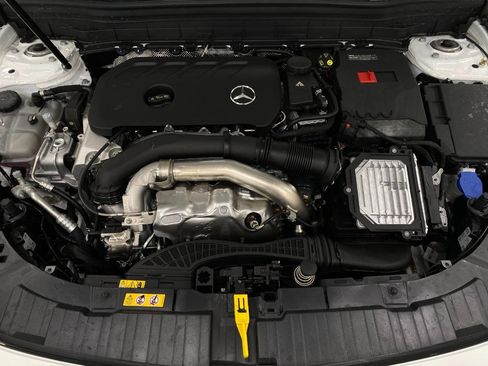 New 2026 Mercedes-Benz GLB 250 4MATIC image 11
