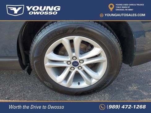 Used 2019 Ford Edge SEL w/ Equipment Group 201A AWD/4WD image 34