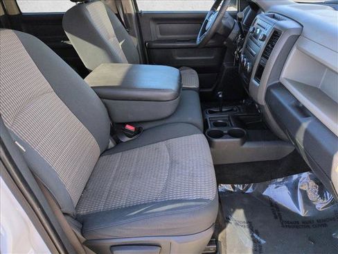 Used 2012 RAM 2500 ST w/ Chrome Appearance Group image 18